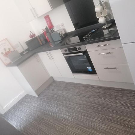 Rossy Home Of Relaxations Stoke-on-Trent Экстерьер фото
